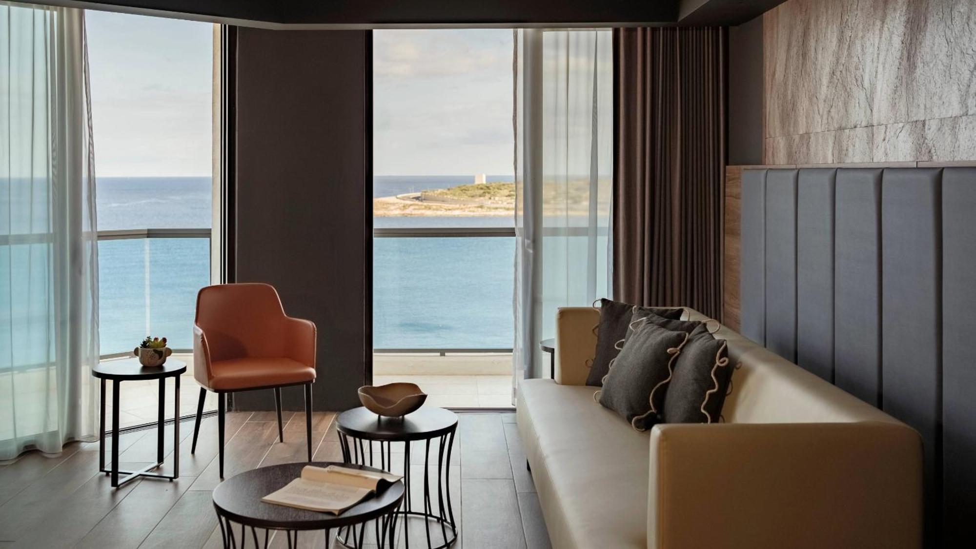 Ax Odycy Hotel