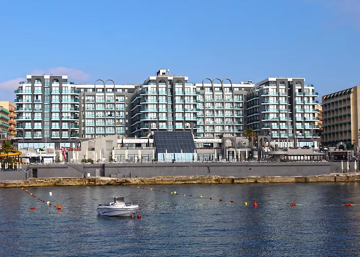 Ax Odycy Hotel